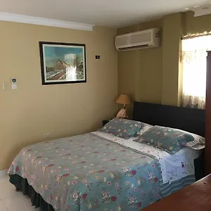 ** Inn Cli's Place Nativa Colombia